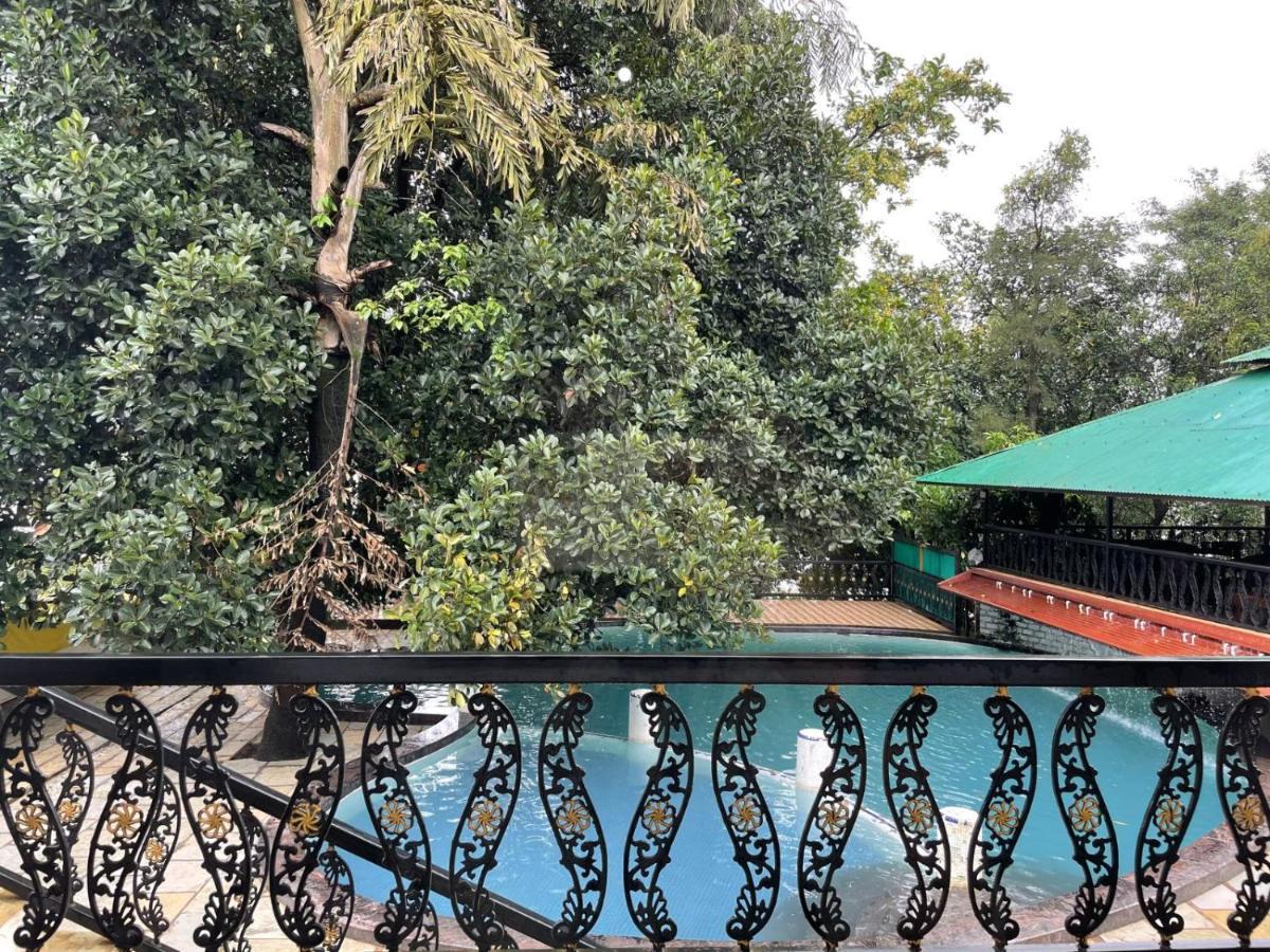 The Green Gate Resort Mulshi Экстерьер фото