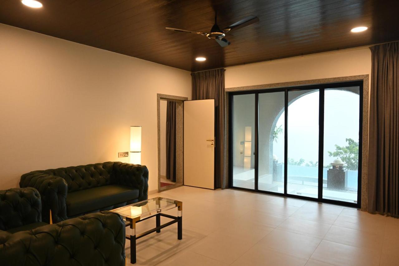 The Green Gate Resort Mulshi Экстерьер фото