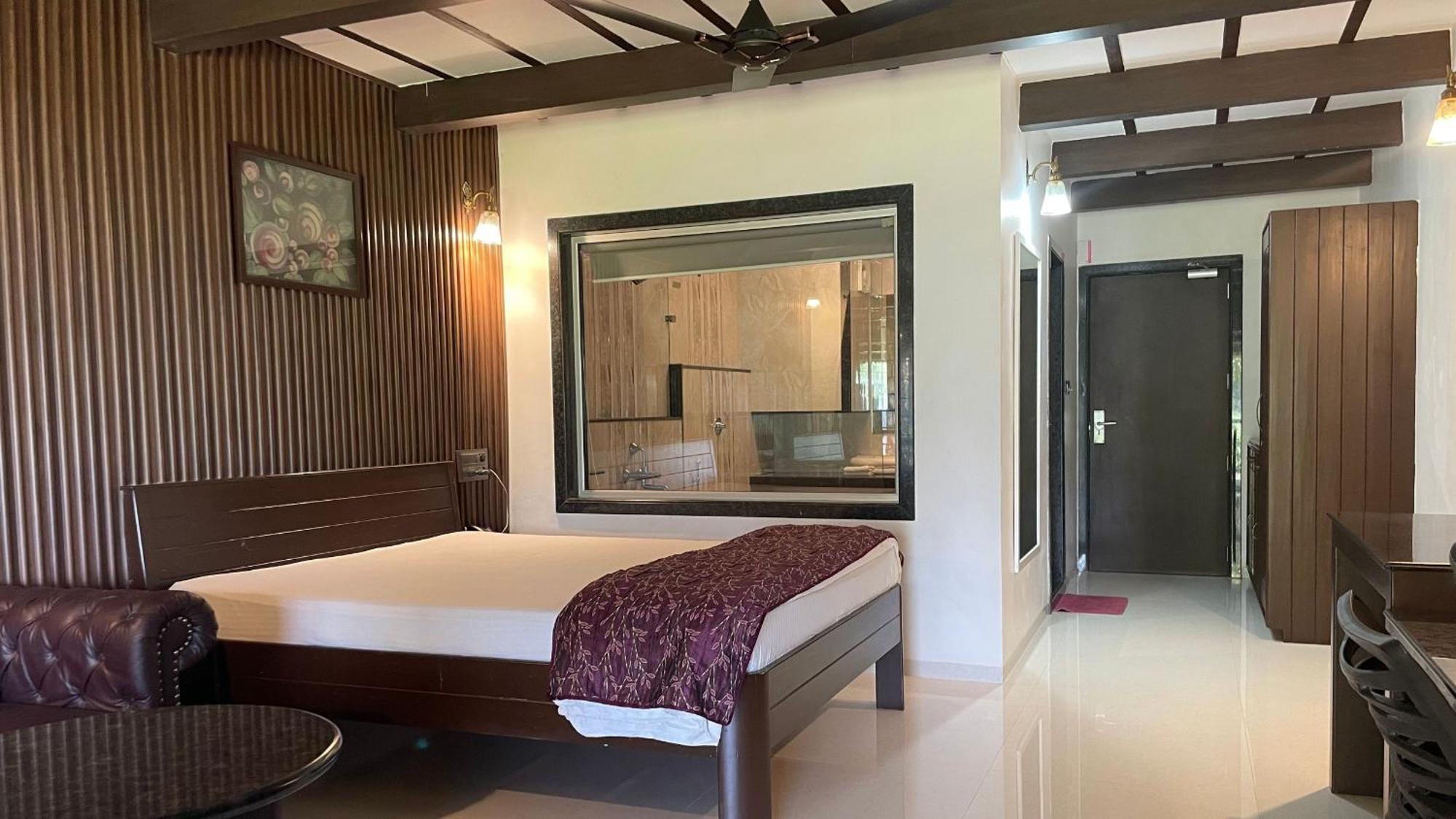 The Green Gate Resort Mulshi Экстерьер фото