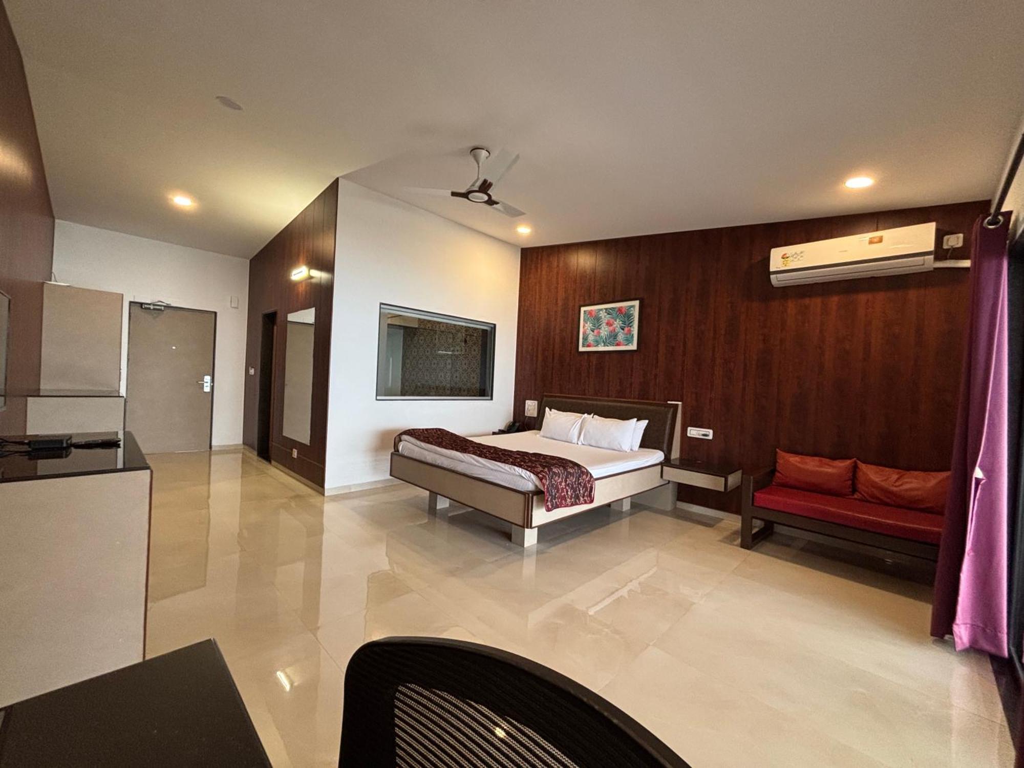 The Green Gate Resort Mulshi Экстерьер фото
