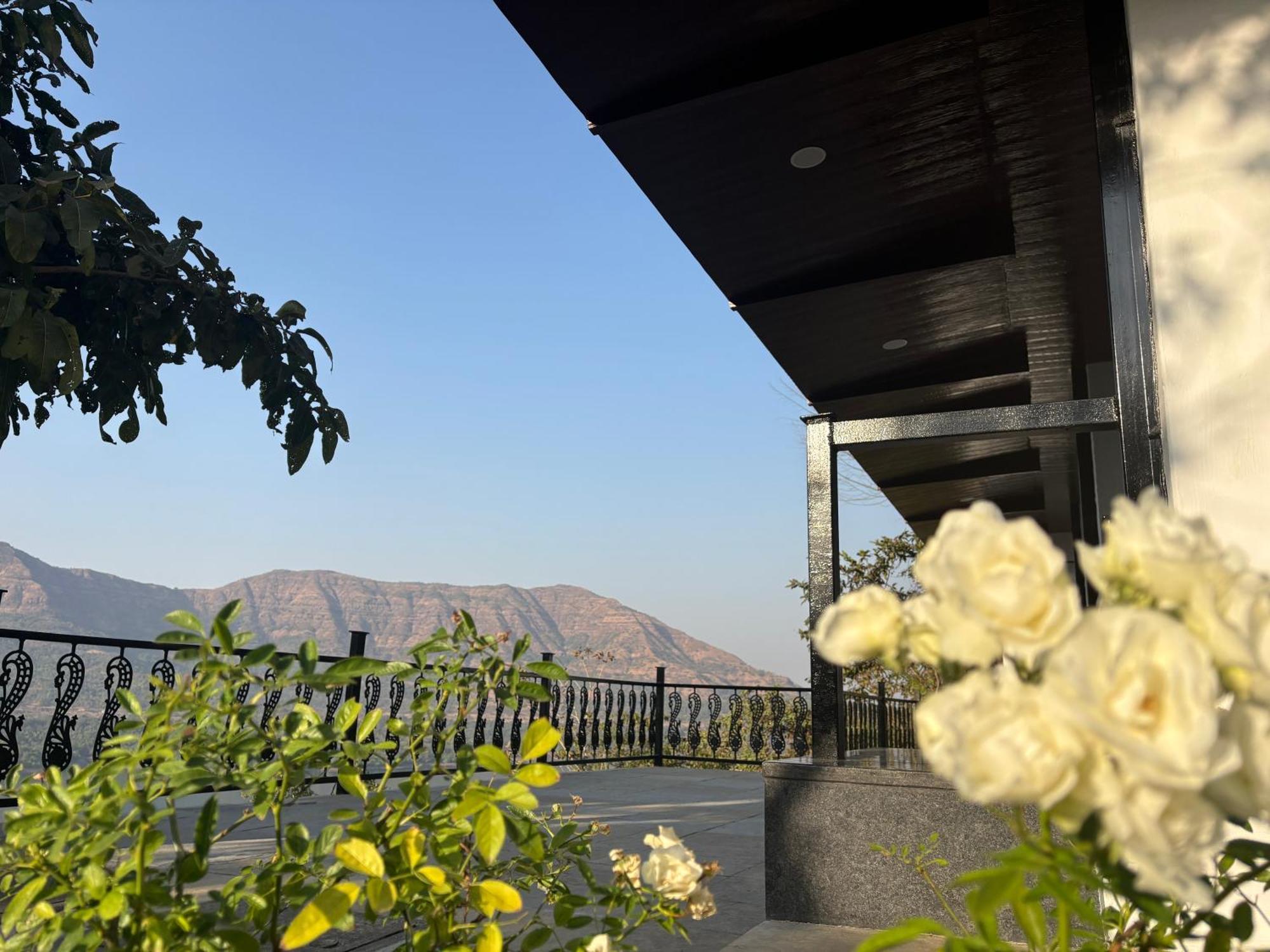 The Green Gate Resort Mulshi Экстерьер фото
