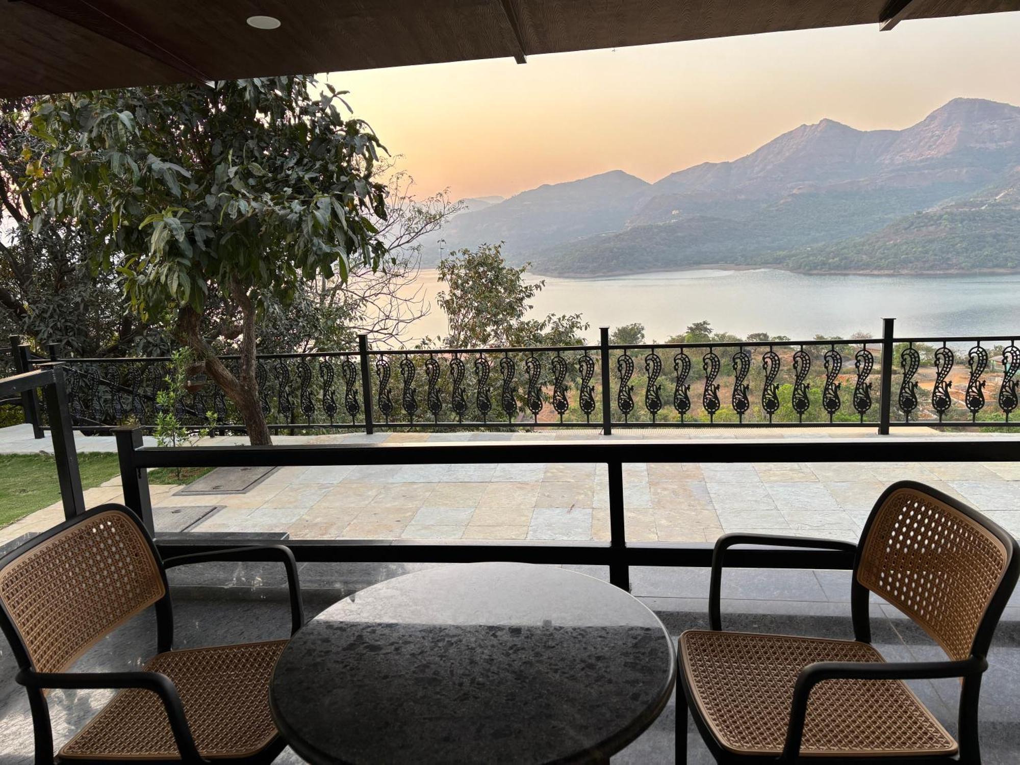 The Green Gate Resort Mulshi Экстерьер фото