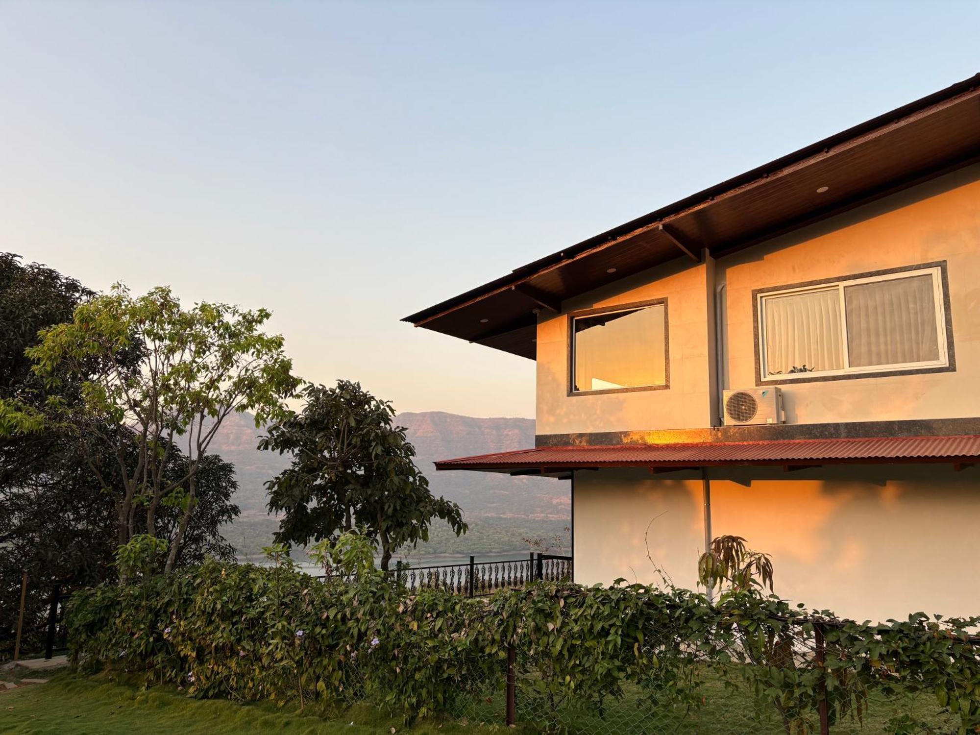 The Green Gate Resort Mulshi Экстерьер фото