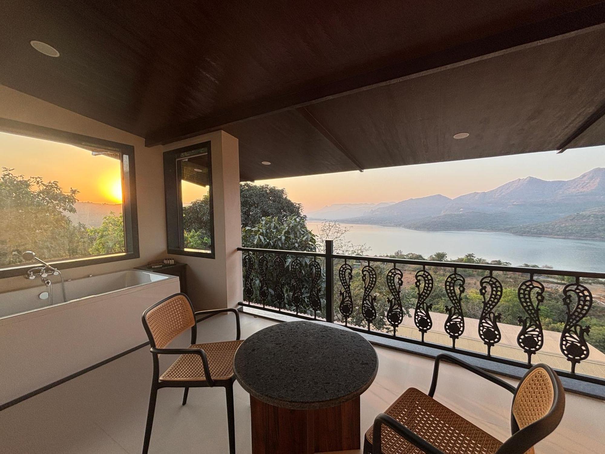 The Green Gate Resort Mulshi Экстерьер фото